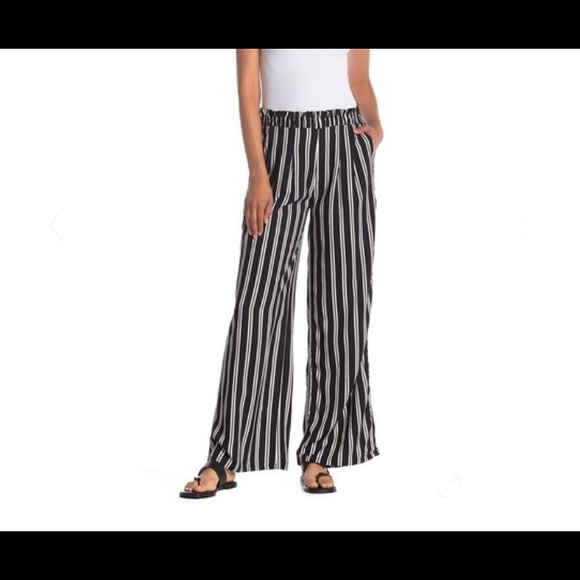 Abound Pants - NWT Abound Paperbag Waist theater stripe pants XXL